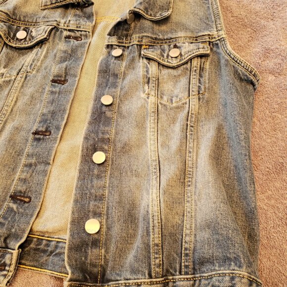 Gap Denim Vest - Picture 3 of 7